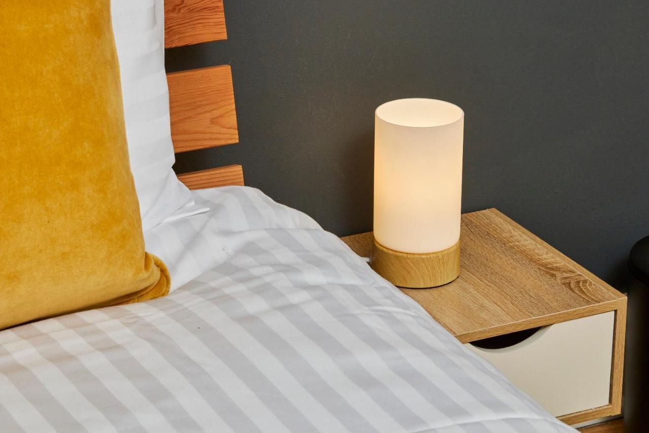 Stylish 2 Bedroom Flat - Close To Newcastle City Centre Гейтсхед Экстерьер фото